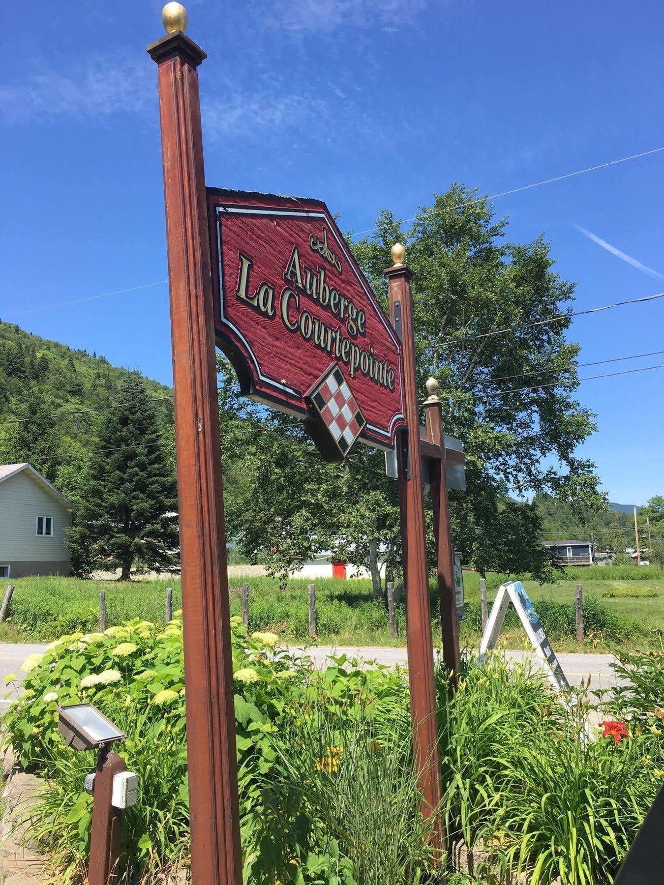 Auberge La Courtepointe Petite-Riviere-Saint-Francois Exterior foto