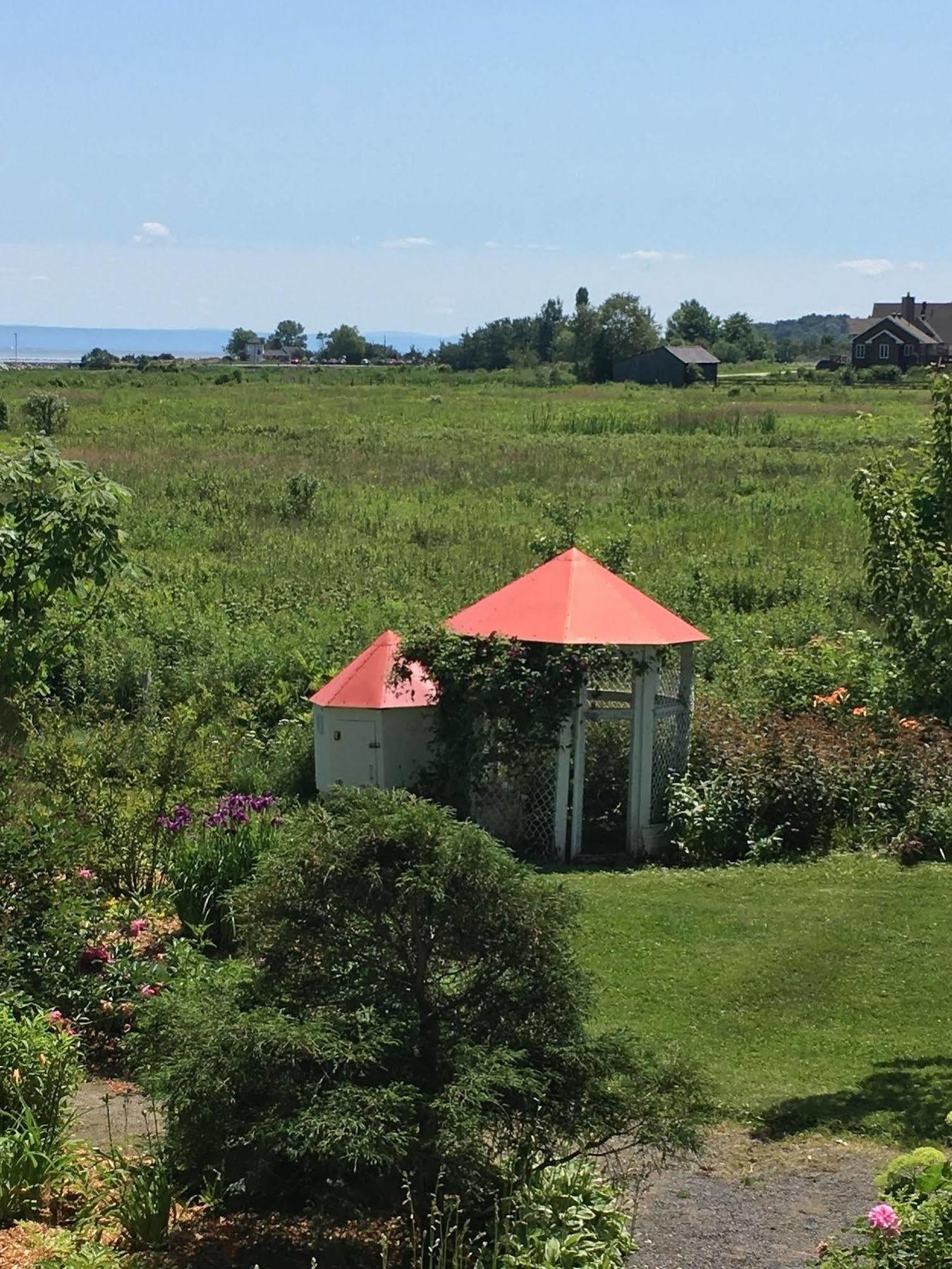 Auberge La Courtepointe Petite-Riviere-Saint-Francois Exterior foto